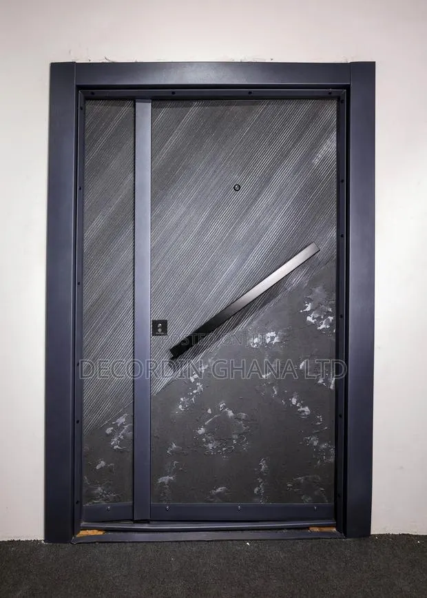 Stone-finish Security Door · Photo 1