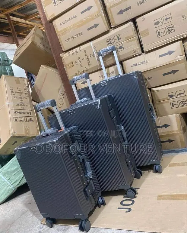 -Engel- Dark Grey Luxury Designer Luggage · Photo 1