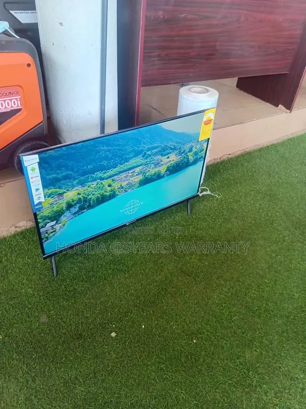 Dolphine Bay 32" Tv – Perfect for Your Room · Photo 1