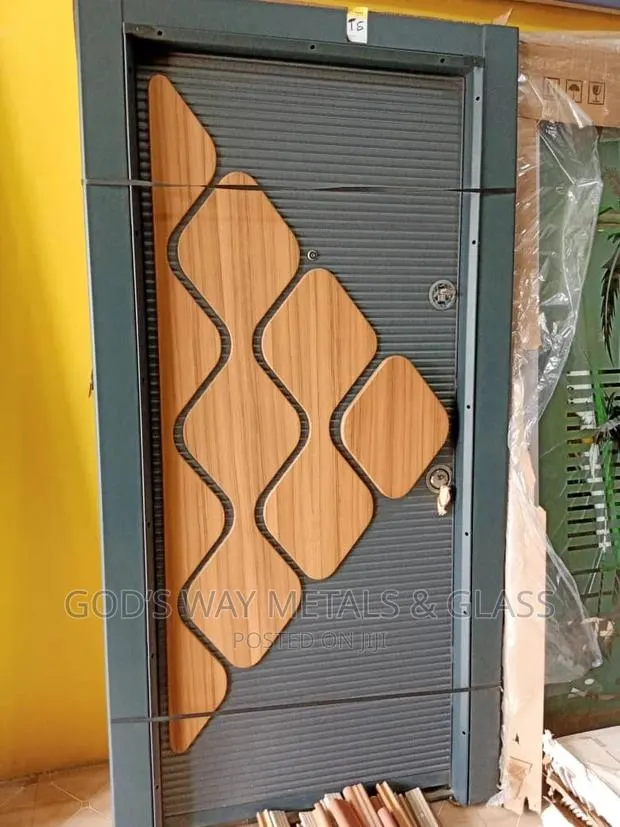 China Door · Photo 1
