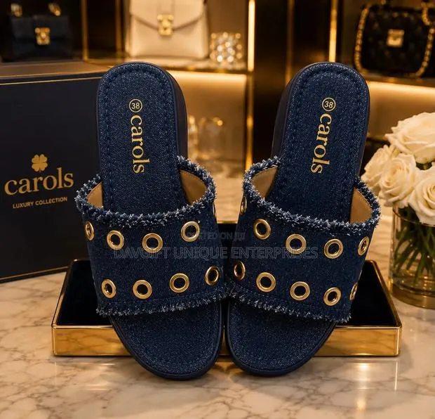 Ladies Jean Slippers · Photo 1