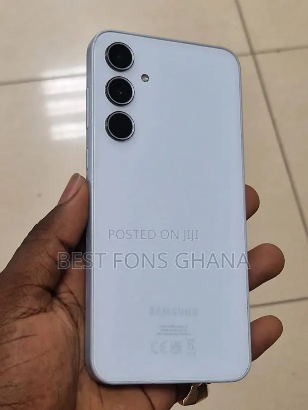 Samsung Galaxy A35 128 GB White · Photo 1