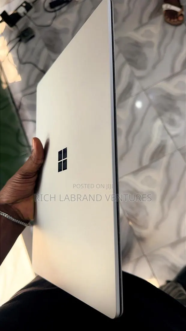 Laptop Microsoft Surface Laptop 4 8GB Intel Core i5 SSD 256GB · Photo 1