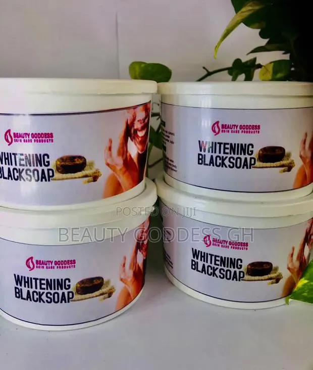 Whitening Black Soap · Photo 1