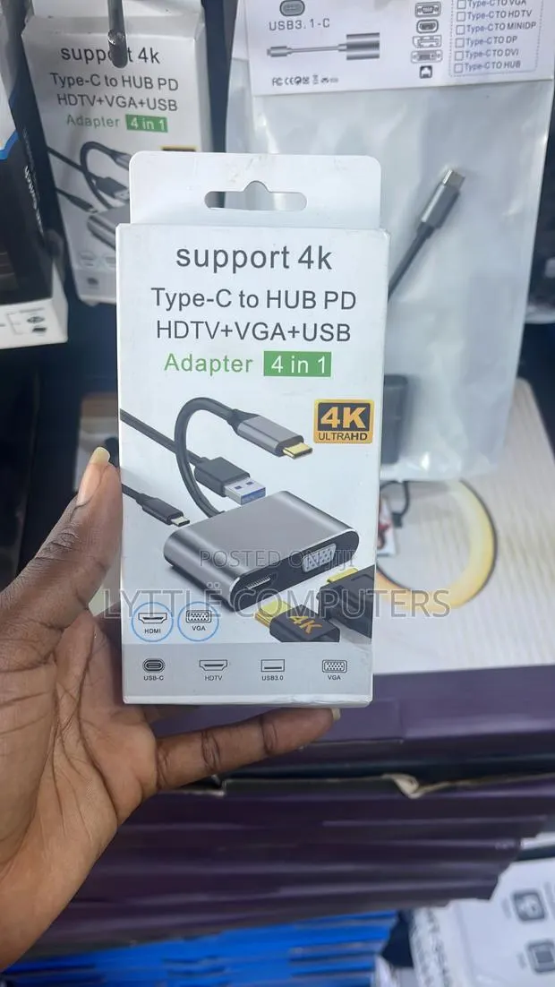 Type C to HDMI/VGA/USB 4in1 Adapter · Photo 1