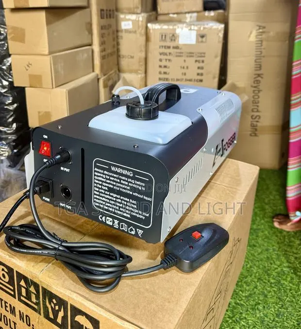 Prolumen 1500 Watts Smoke/Fog Machine With LED Lights · Photo 2