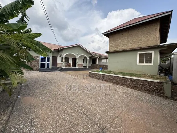 3bdrm House in Kwabenya for rent · Photo 1