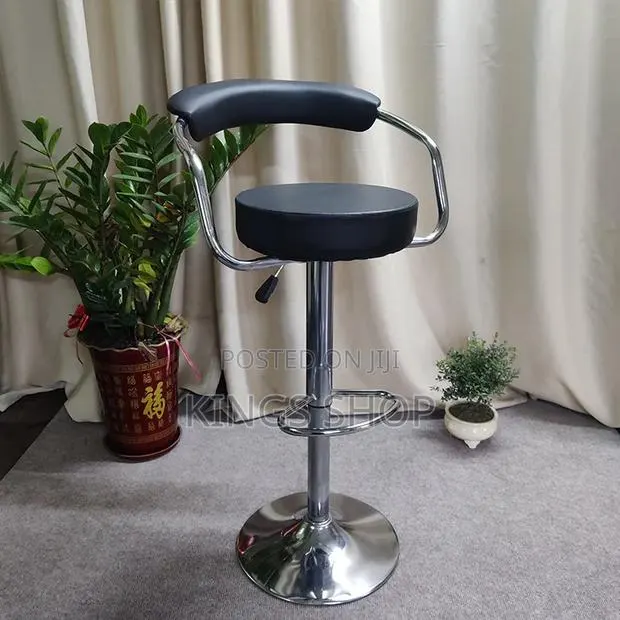 Adjustable Counter Chairs · Photo 1