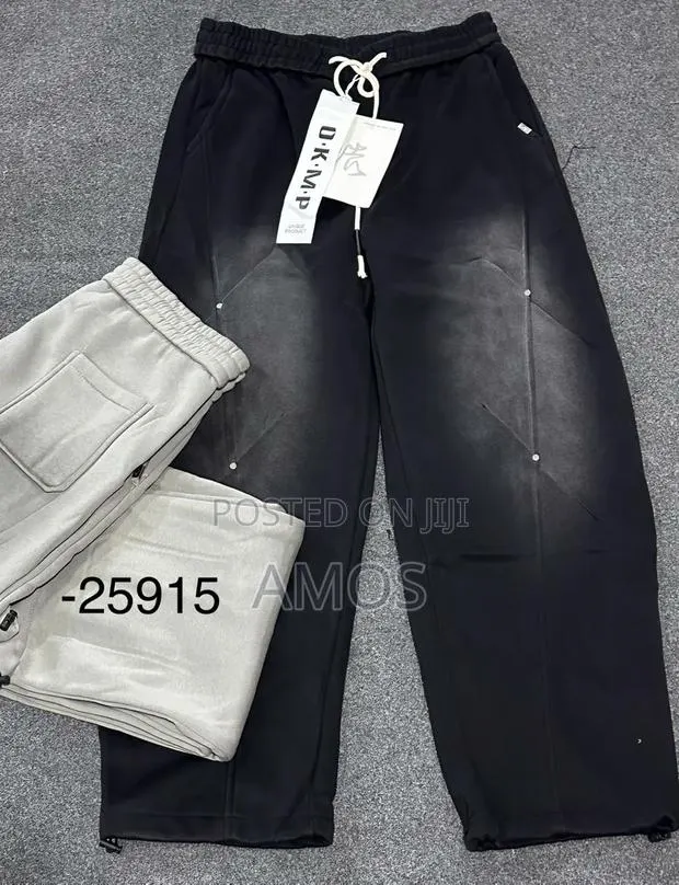 Joggers Sweatpants · Photo 1