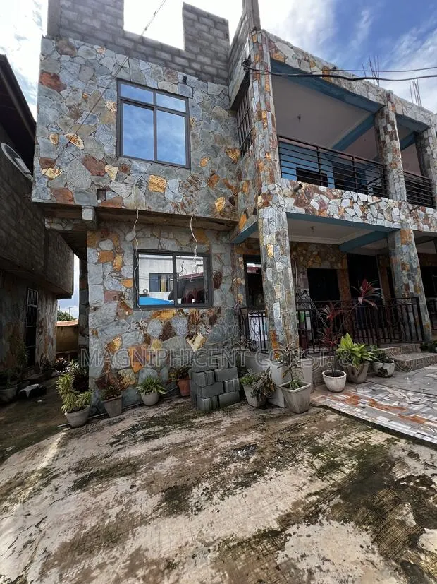 2bdrm Apartment in Lakeside, Ashaley Botwe for rent · Photo 1