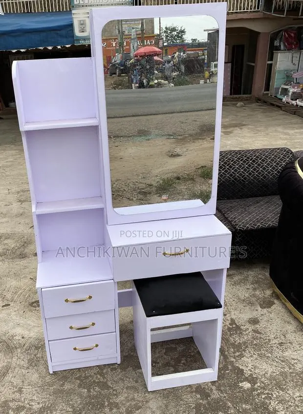 Tilt Dressing Mirror Chair (Payment After Delivery) · Photo 1