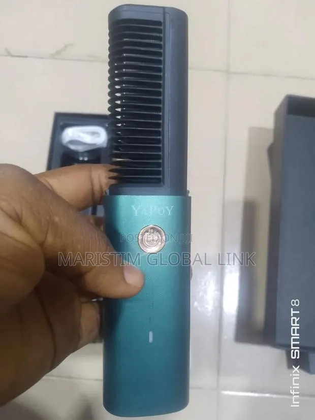 Quality Wireless Hair Straightener · Photo 1
