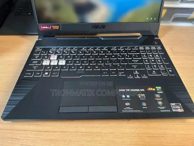 New Laptop Asus ROG Strix G17 16GB AMD Ryzen 7 SSD 1T · Photo 1