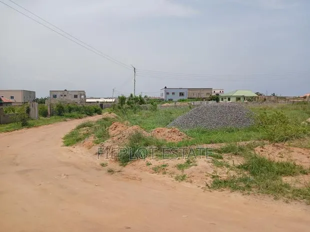 Secure Plot at Avenue 302, Prampram – Easy Access From the Junction · Photo 1