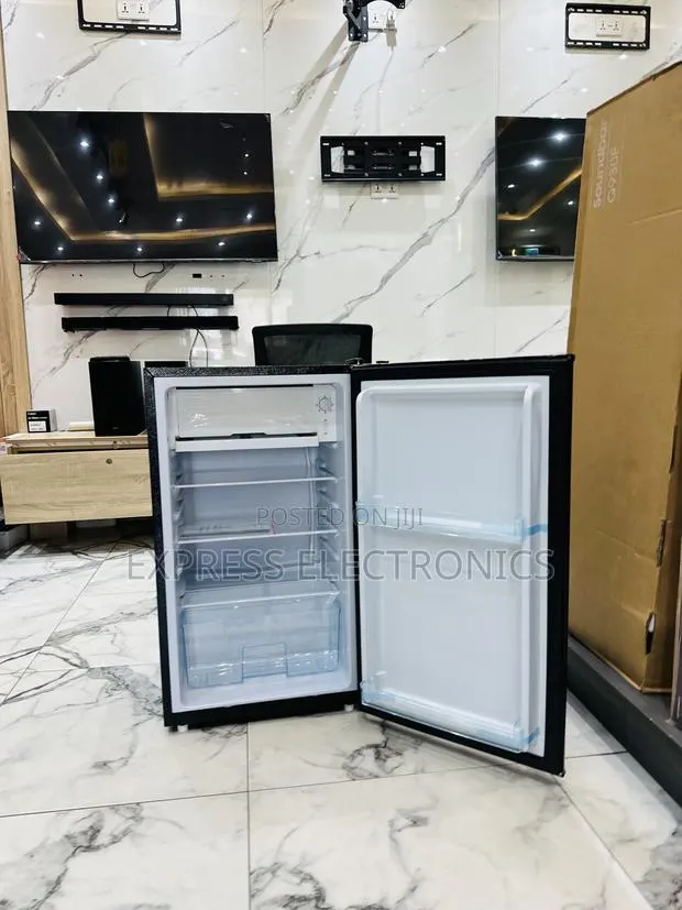 Newly Sealed in Box Single Door 92l Nasco Black. · Photo 1