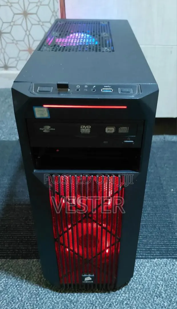 Desktop Computer Gigabyte 16GB AMD SSD 128GB · Photo 1