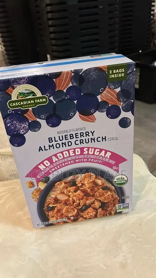 Blueberry Almond Crunch Cereal · Photo 1
