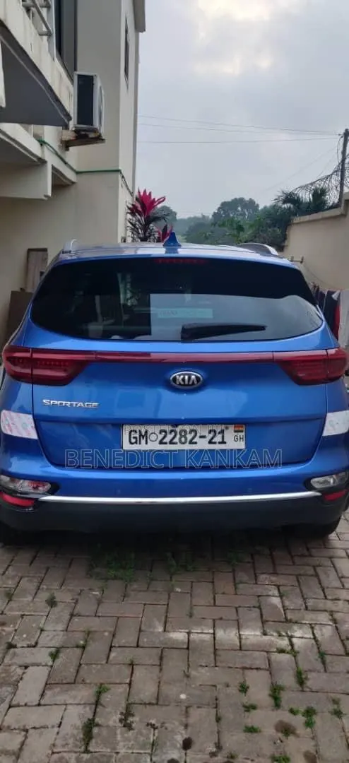 Kia Sportage EX 2021 Blue · Photo 1