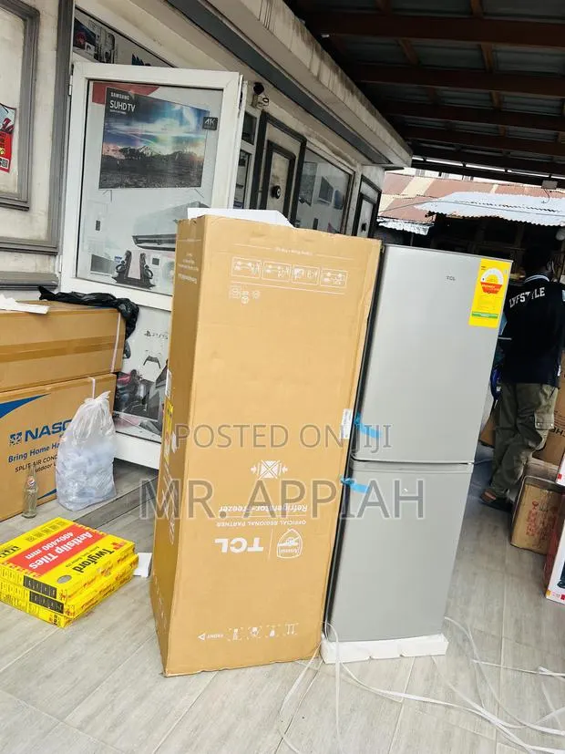 Adorable TCL Bottom Mount Electric Refrigerator · Photo 1