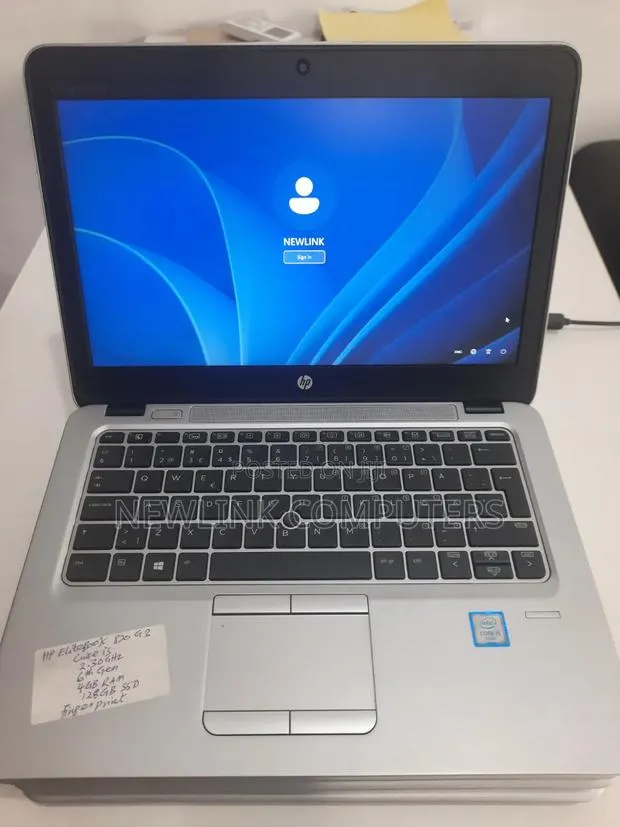 Laptop HP EliteBook 820 G4 8GB Intel Core i5 SSD 256GB · Photo 8