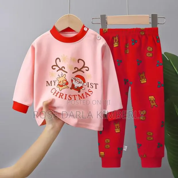 Kid's Christmas Pyjamas · Photo 1