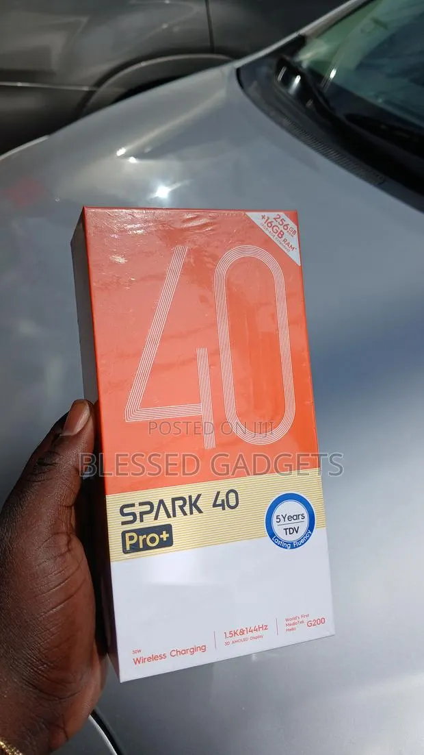 New Tecno Spark 40 Pro+ 256 GB Gold · Photo 1