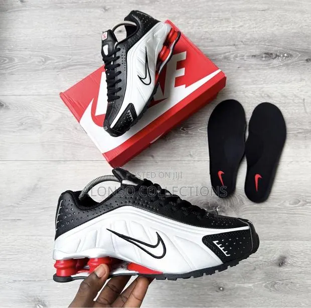 NIKE SHOX Tl Black Mattellic · Photo 1