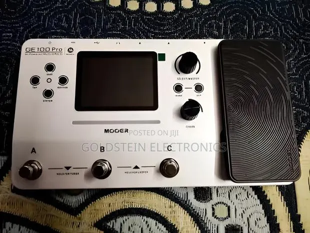 Guitar Effects Pedal Mooer GE100 Pro · Photo 1