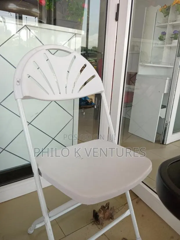 Wedding Guest Chair · Photo 1