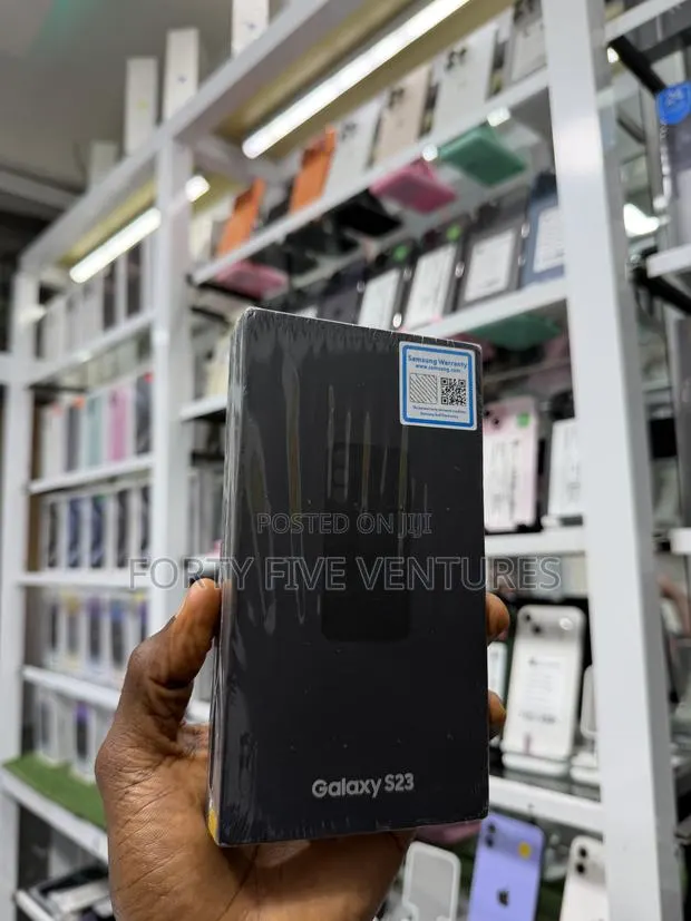 New Samsung Galaxy S23 256 GB Purple · Photo 1