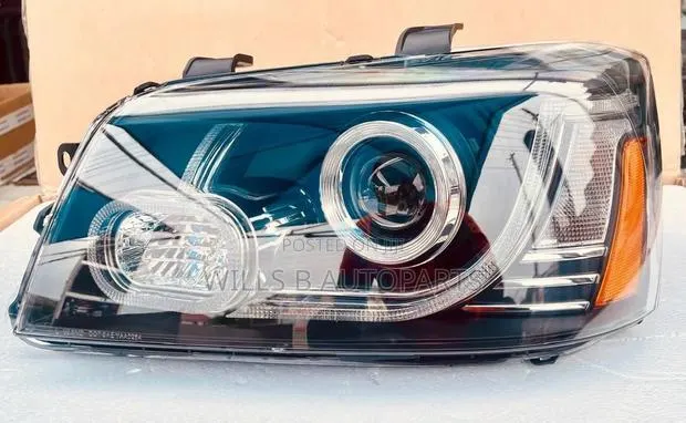 Highlander 2001-2007 LED Headlights · Photo 1