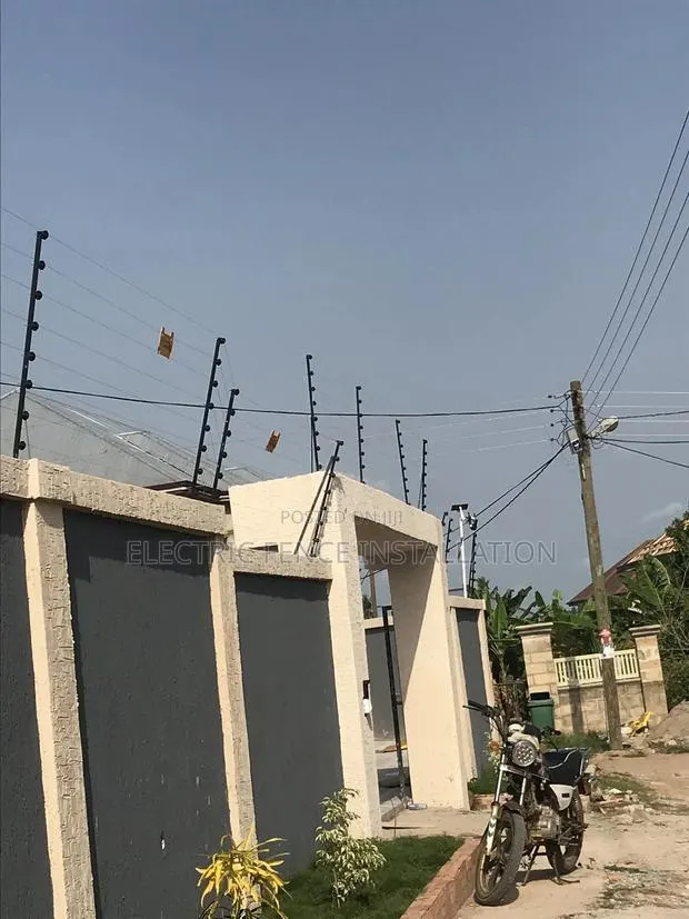 Electric Fence Installation · Photo 1