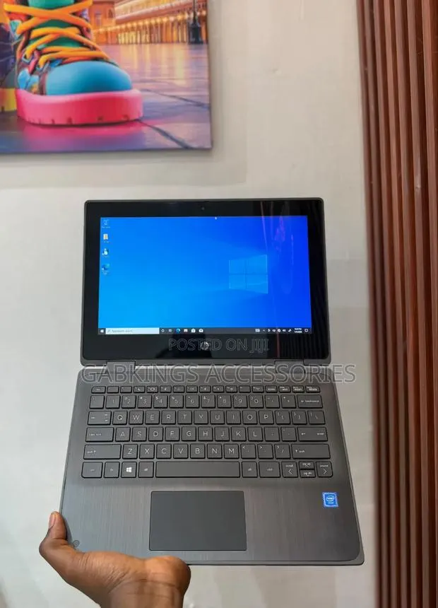 Laptop HP ProBook X360 11 G5 EE 4GB Intel SSD 128GB · Photo 1