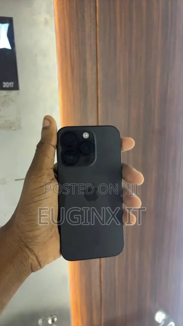 Apple iPhone 14 Pro 128 GB Black · Photo 1