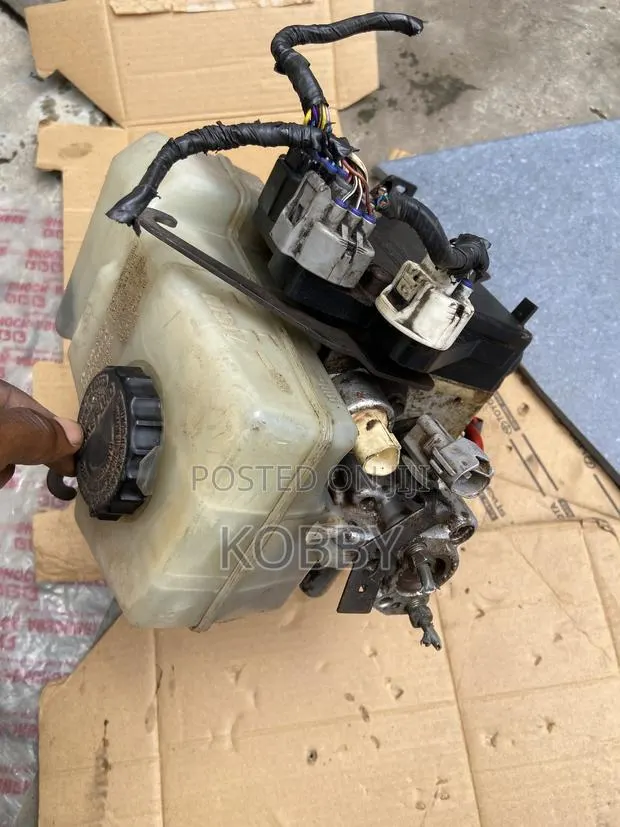 Nissan Patrol Y61/Y62 Abs Korea Use 2001,2006,2010,2012,2015,2017,2018 · Photo 1