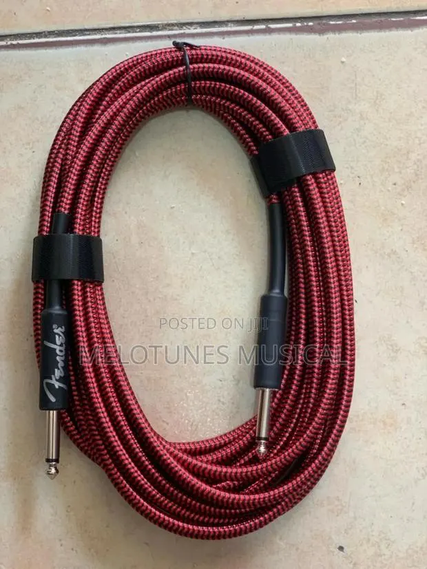 Fender 10meters Jack to Jack Microphone Cable · Photo 1