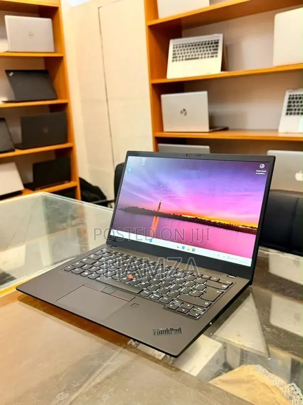 New Laptop Lenovo ThinkPad X1 Carbon 16GB Intel Core i7 SSD 1T · Photo 1