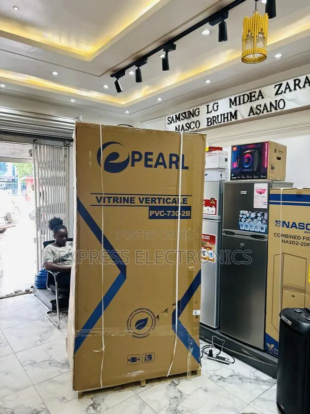 Highly Recommended Display Fridge PVC-730-2b 610l · Photo 1