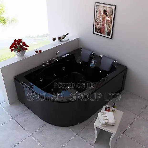 Nice Jacuzzi Spa · Photo 1