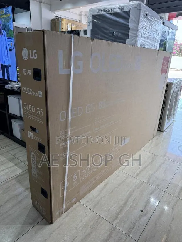 L.G Oled G5 Evo 83” Tv · Photo 1