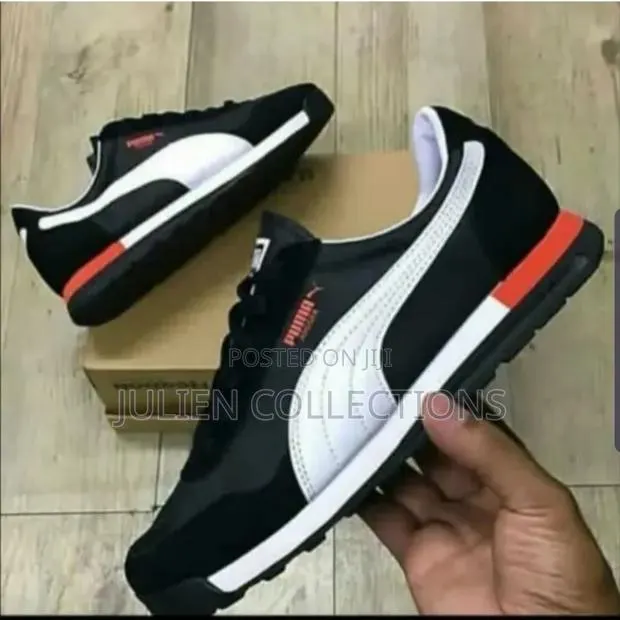 Puma Jogger Sneaker · Photo 1