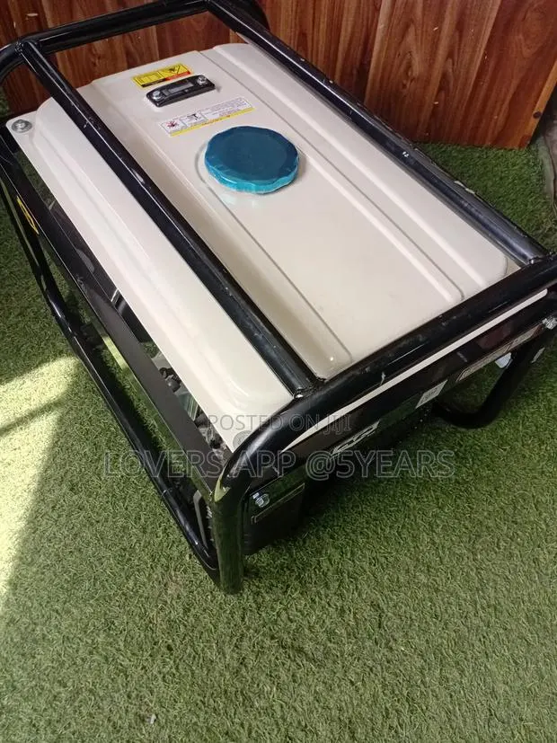 Perkins UK-6500W Generator – Quality Portable Power Supply · Photo 1