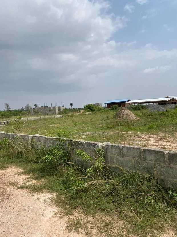 Estate Building Lands for Sale Afienya · Photo 1