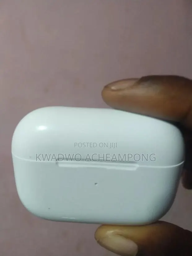 A Rechargeable Air Pod · Photo 1