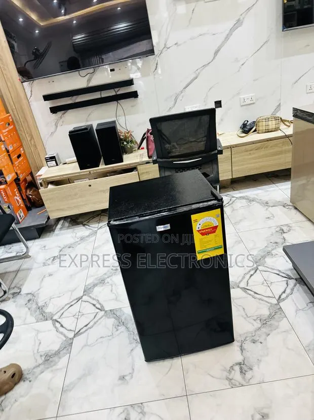 Limited Stock Single Door Table Top Fridge Black Nasco · Photo 1