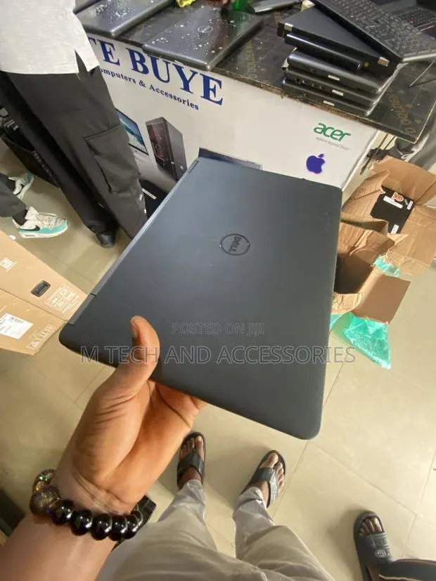 Laptop Dell OptiPlex 755 8GB Intel Core i5 HDD 500GB · Photo 1