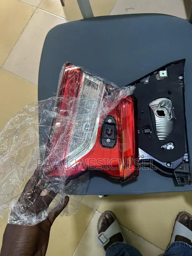 Honda Accord 2018 2019 2020 Boot Tail Light · Photo 1