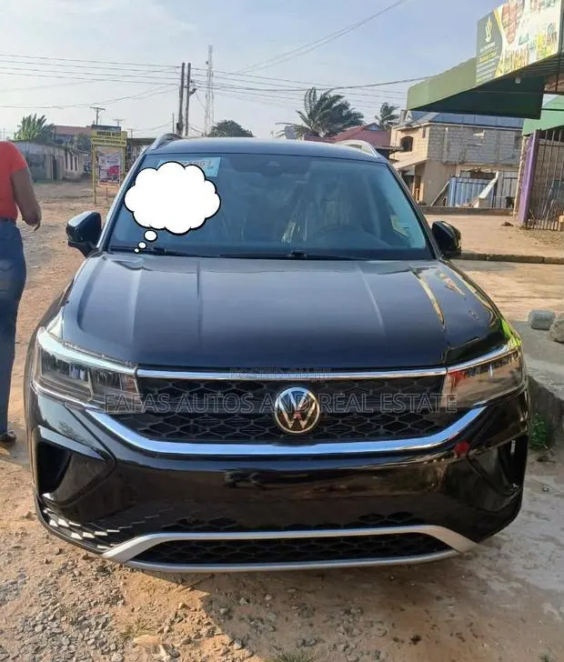 Volkswagen Taos SE 4MOTION 2024 Black · Photo 1