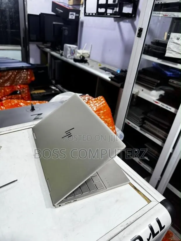 Laptop HP Envy 13 8GB Intel Core i7 SSD 512GB · Photo 1