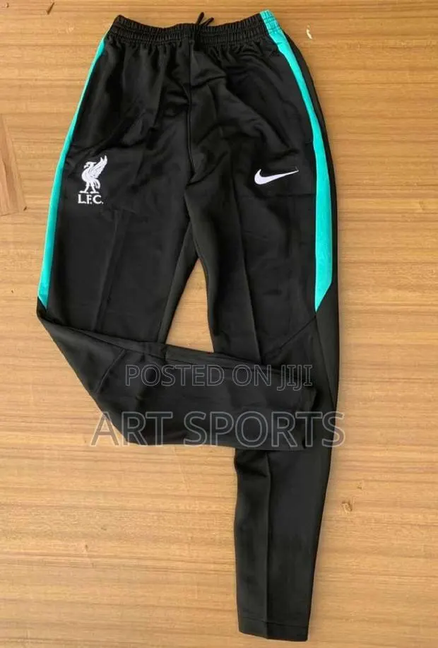 Liverpool Joggers · Photo 1